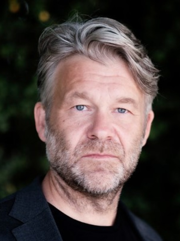 Professor Robert  Svensson